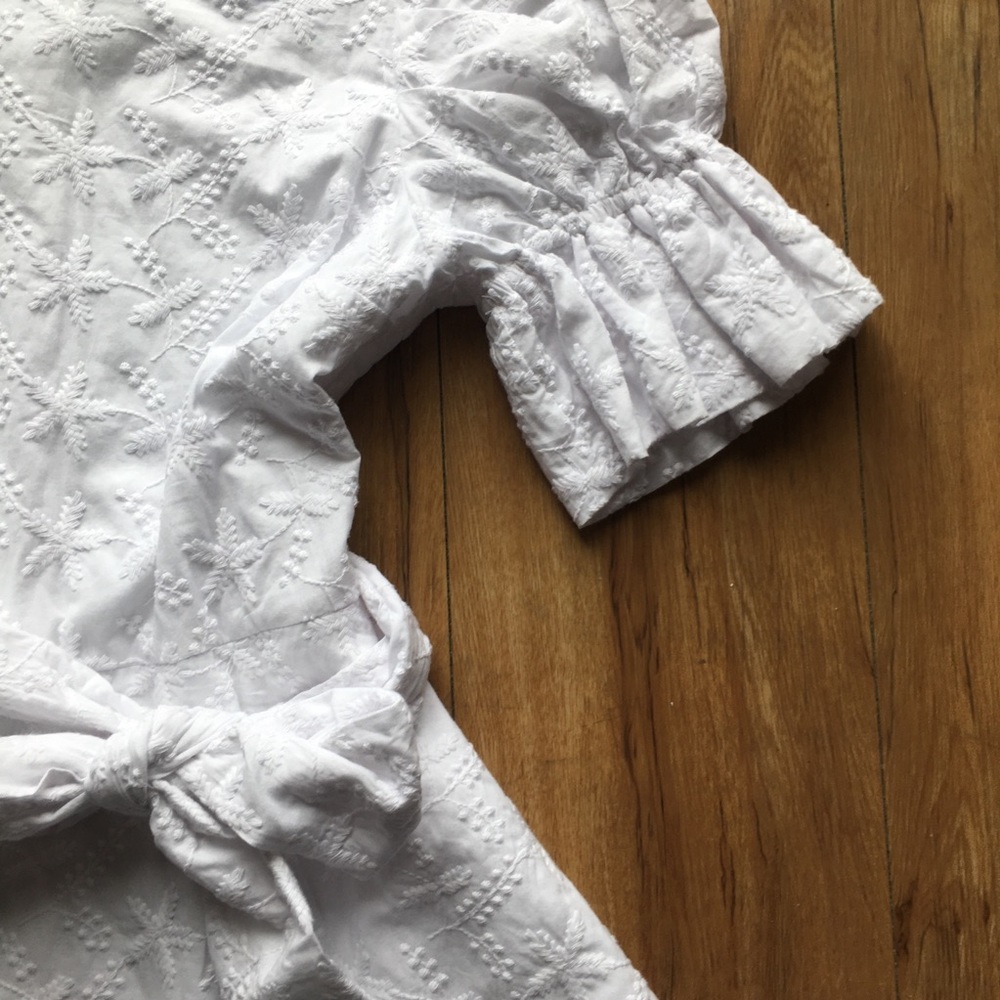 NWT Saloni White All-over Embroidered Ciara Dress - Picture 10 of 16